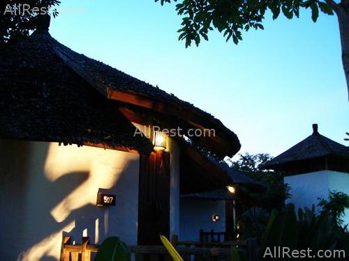 AANA Resort & Spa 9